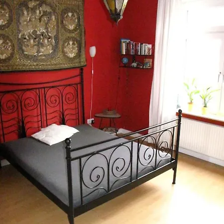 Casa Nostra 3*