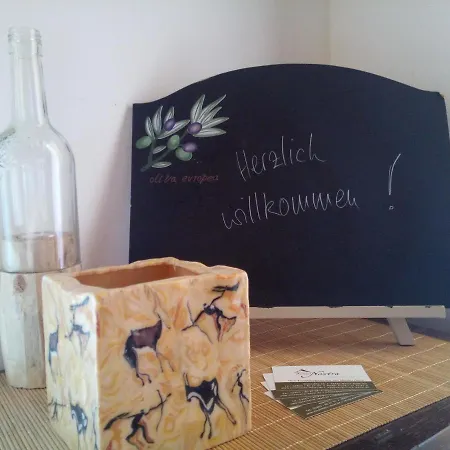 Casa Nostra Couette-café 3*
